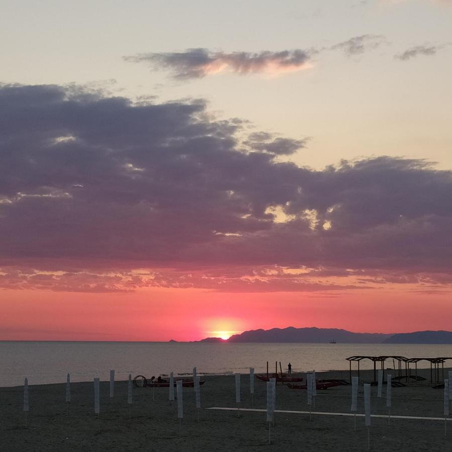 B&B Villa La Bouganville Camaiore Exteriér fotografie